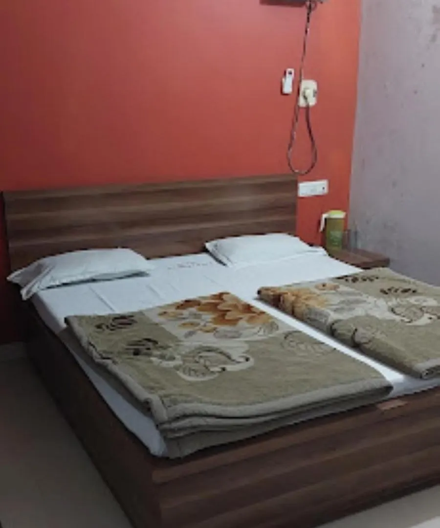 Hotel Jaslok Varanasi 4*,