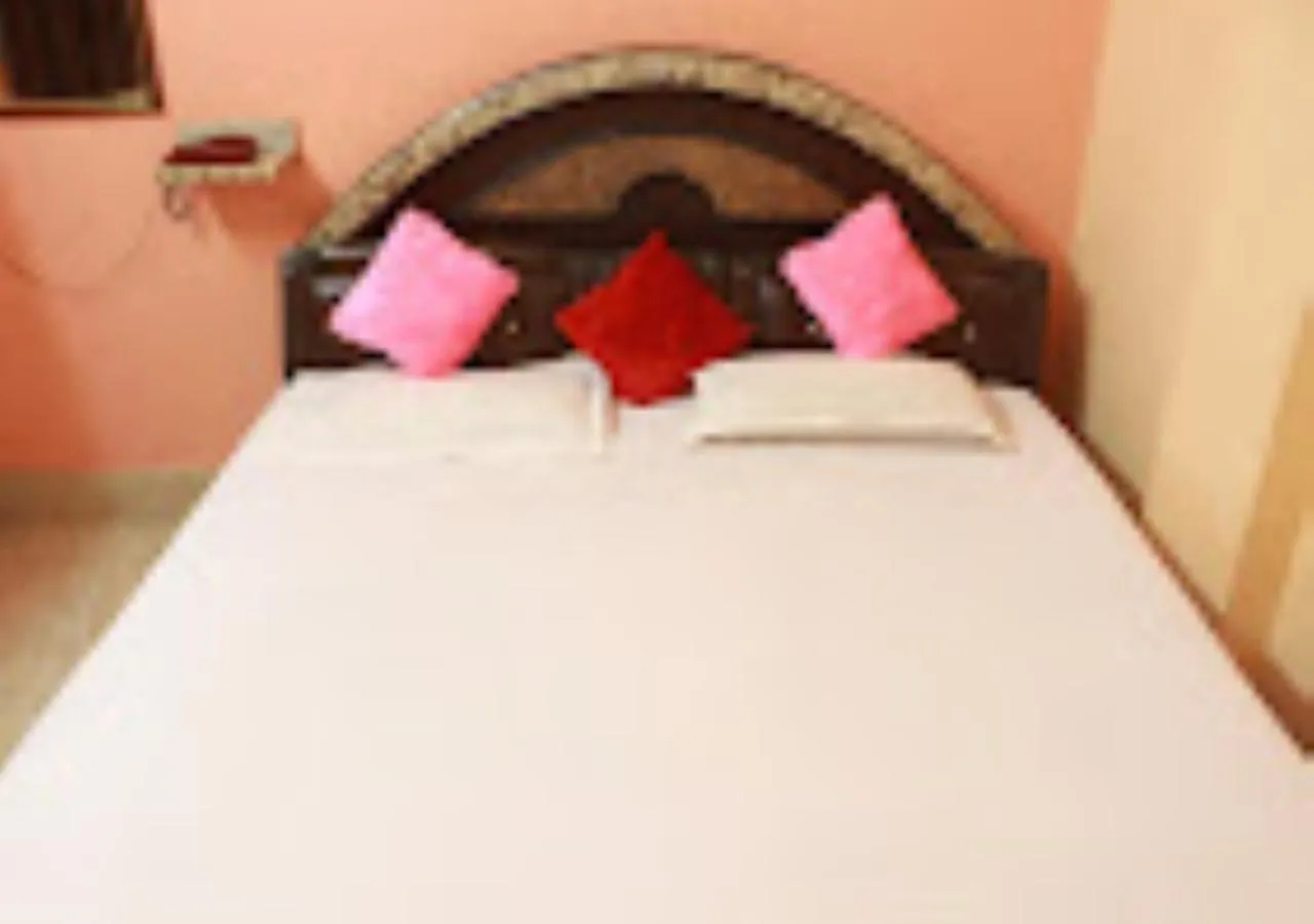 Hotel Jaslok Varanasi 4*,